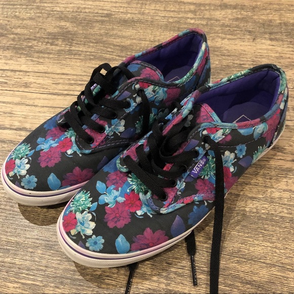 Vans Shoes - Van’s Floral Sneakers - Size 8